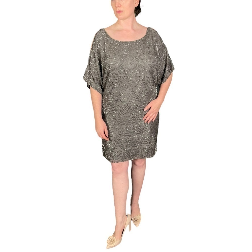 PISARRO NIGHTS BEADED SILK COLD SHOULDER GRAY SILVER COCKTAIL PARTY DRESS